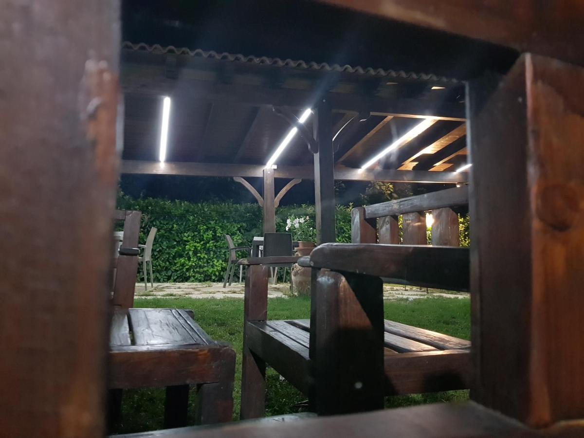 La Taverna Morcone Exterior foto